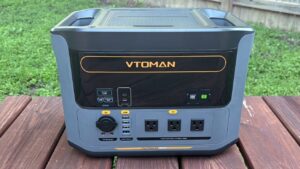 Vtoman FlashSpeed 1000 Power Station review: Weekend-long portable power