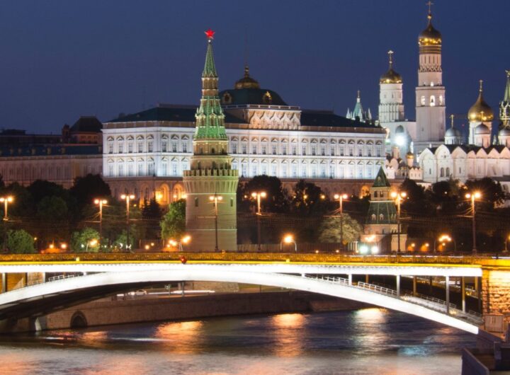 Russia fines Apple two seconds of profit over promoting LGBTQ+ rights