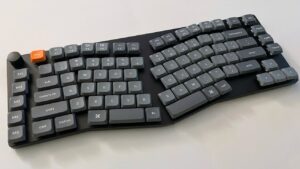 Keychron K15 Max review: Low-profile and quiet Alice ergonomic keyboard