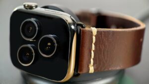 Apple Watch with cameras reportedly canceled, but camera-equipped AirPods still on track