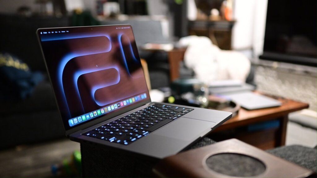 Apple tested M3 Ultra MacBook Pro, early iOS 18 code leaks Apple tested M3 Ultra MacBook Pro, early iOS 18 code leaks