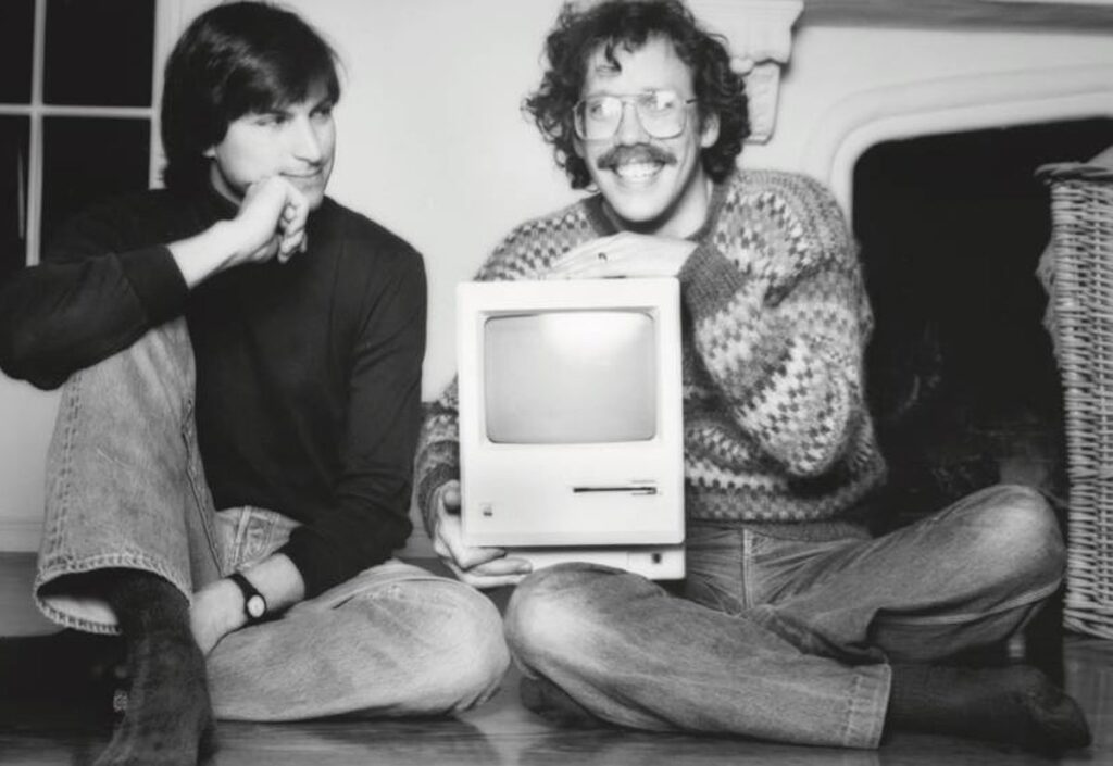 Bill Atkinson, pioneering early Apple engineer, dies at 74 Bill Atkinson, pioneering early Apple engineer, dies at 74