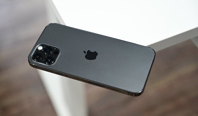 Vapor chamber considered as cooling system for iPhone 17 line, claims leaker