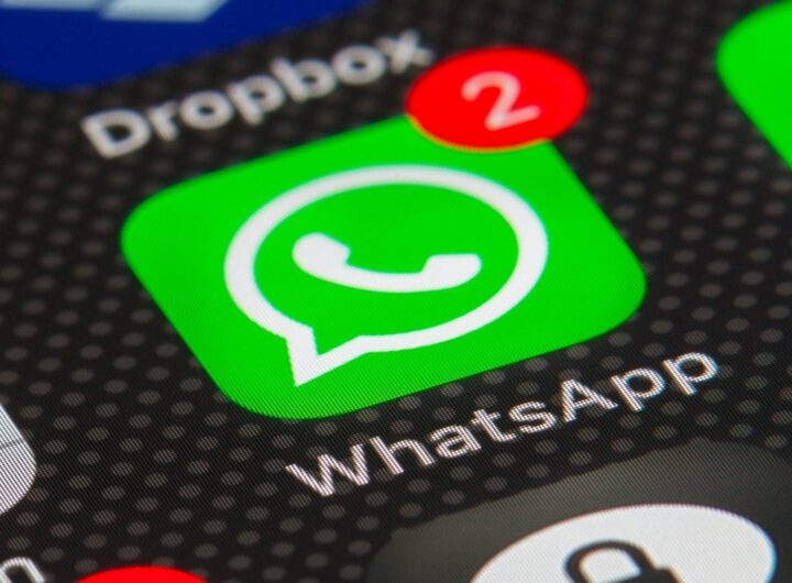 Feds wise up and ban WhatsApp, might shift to Apple Messages