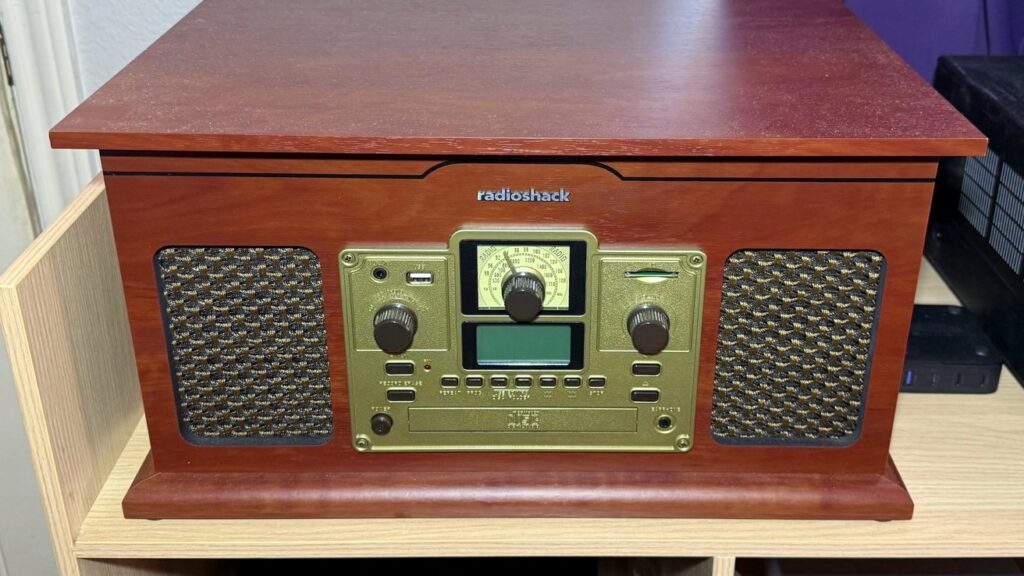 RadioShack Vintage Turntable review: Nostalgia is a hell of a drug, best avoided RadioShack Vintage Turntable review: Nostalgia is a hell of a drug, best avoided