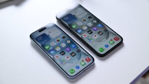 Apple satellite texting saves injured climber on Colorado peak