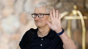 Apple leaders join Sun Valley billionaires’ summer camp for 2025