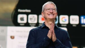 Tim Cook won’t get fired by Apple’s board of directors — and is likely to be chairman soon