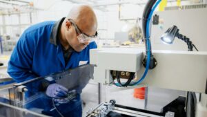 Apple backs US rare earth magnets supply chain with 0 million deal