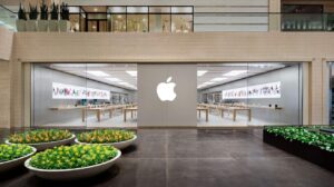 Crime blotter: Dallas cop caught stealing from Apple Stores