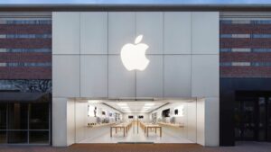 Apple Partridge Creek closing, as downtown Detroit store nears its opening