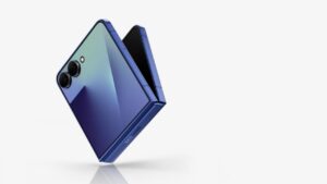 Ouch — China Apple Support accidentally recommends a Samsung folding phone