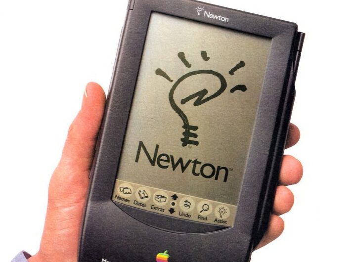 Newton’s August 1993 launch set the stage for what would become the iPad and iPhone
