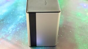 LincPlus LincStation S1 review: 6-bay NAS balances speed with capacity and design
