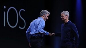 All hands on deck: Tim Cook, Craig Federighi address Apple employees on AI, Siri