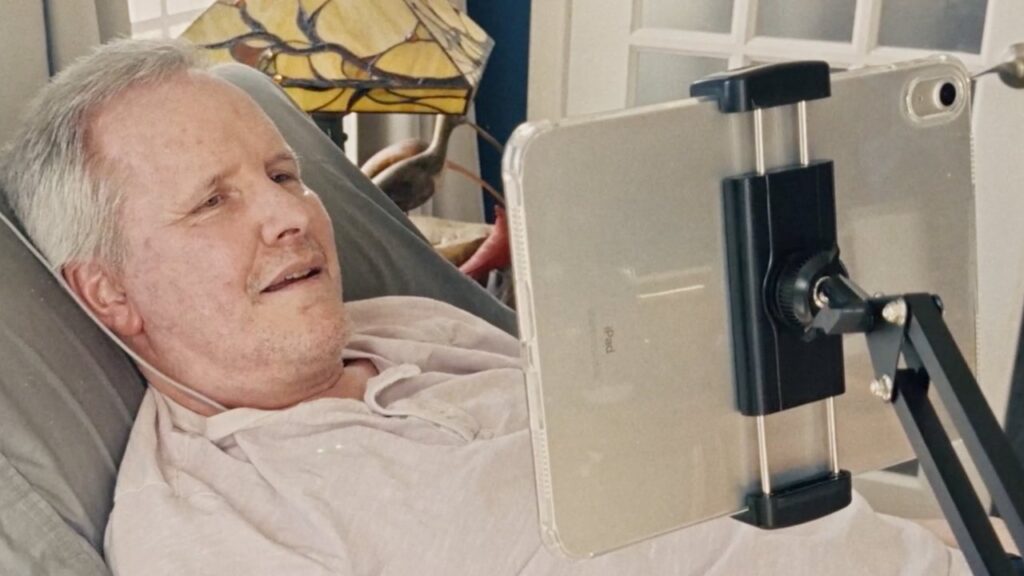ALS sufferer uses iPad in demonstration of thought control