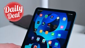 Blowout special: 13-inch iPad Air M2 Wi-Fi + Cellular on sale for 9
