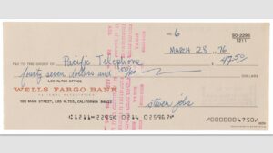 Latest Apple memorabilia auction is a testament to the power of nostalgia