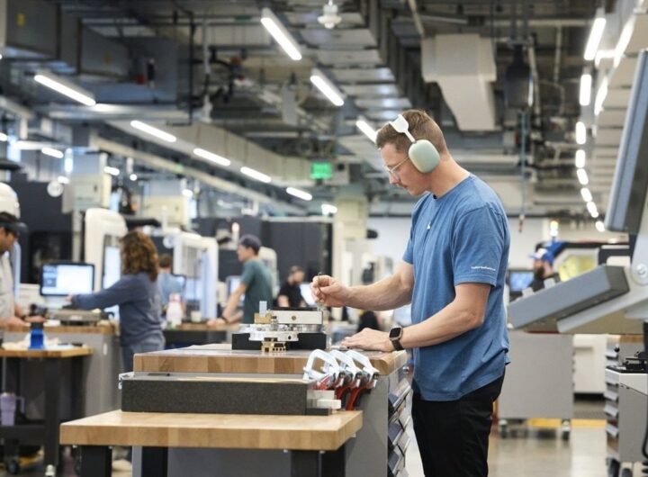 Apple chips to be made at newly opened Texas Instruments plant