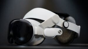 Globular Cluster CMA1 Comfort Mod for Apple Vision Pro review: customized weight redistribution
