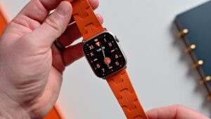 Apple Watch Series 11 hides hypertension monitoring & better battery in a familiar shell