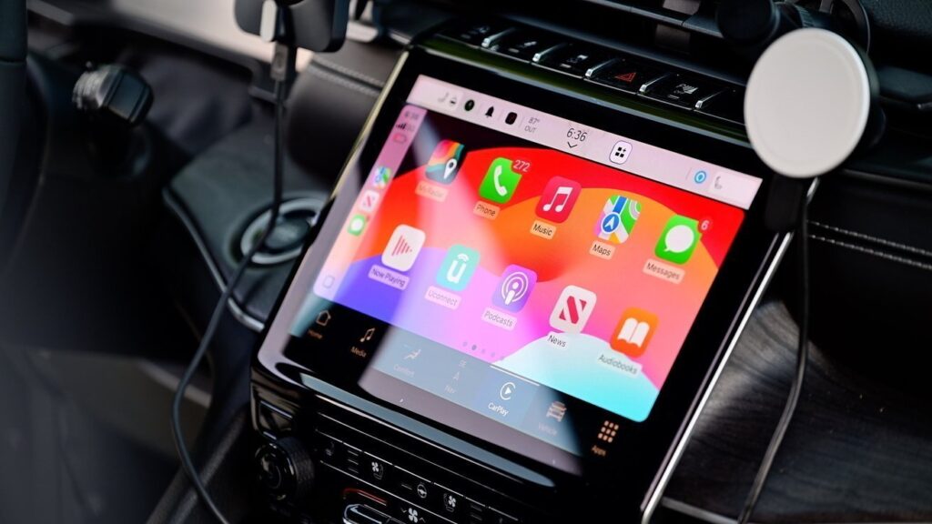 Automotive AI company Cerence sues Apple for patent infringement Automotive AI company Cerence sues Apple for patent infringement