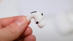 AirPods Pro 3 vs AirPods Pro 2: Apple’s premium earbuds, compared