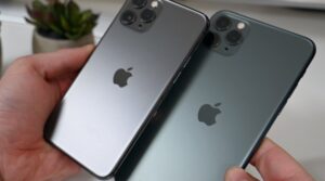 iPhone 11 Pro Max & Apple Watch Series 3 join vintage product list
