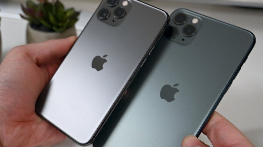 iPhone 11 Pro Max & Apple Watch Series 3 join vintage product list