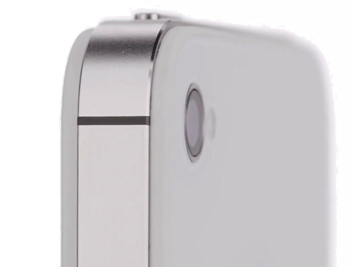 Fifteen years later, a developer dives into Antennagate that cost Apple 5 million