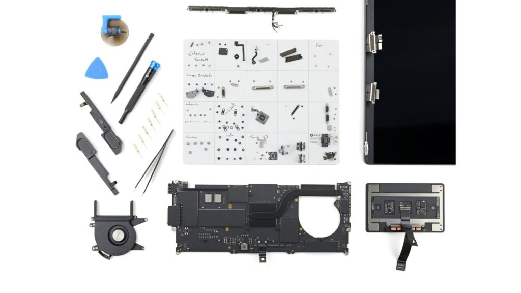 New MacBook Pro is slightly more repairable than before New MacBook Pro is slightly more repairable than before