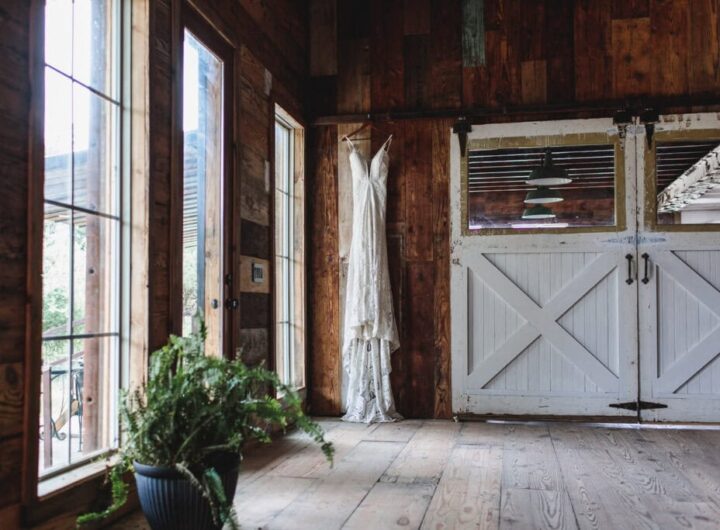 How & Where to Rent an Airbnb Wedding Venue in Dallas