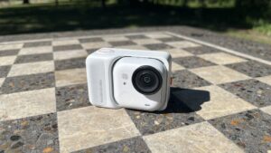 Insta360 Go Ultra review: big power in tiny form