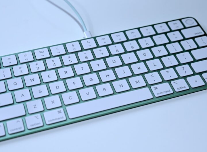 Apple’s Magic Keyboard and Magic Trackpad get firmware updates