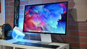 A macOS Tahoe bug is causing some Apple Studio Displays to flicker