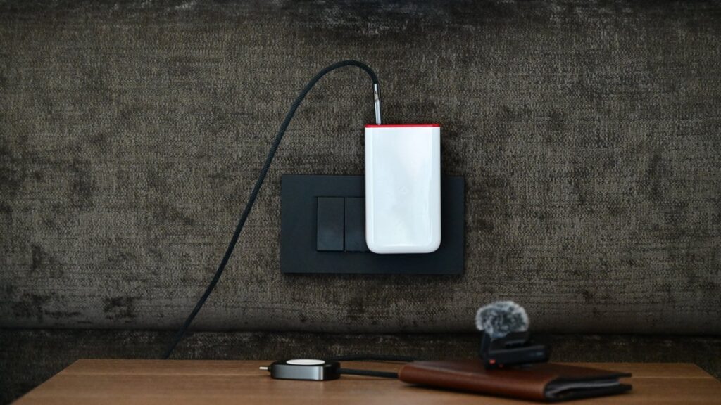 Twelve South PlugBug with Find My review: The ultimate travel charger