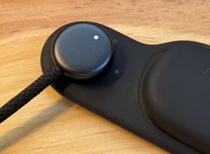 Black strap gives hope for new Apple Vision Pro colors