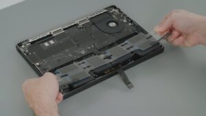 Apple has made it much easier to replace the battery in a 14-inch MacBook Pro