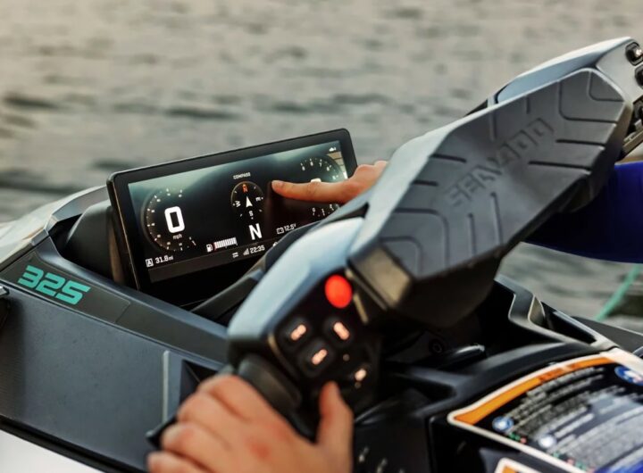 Sea-Doo thinks you want CarPlay on a jet ski