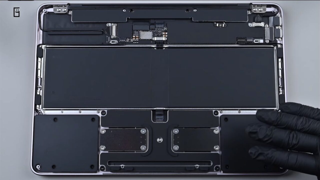 There’s a way to make a 1TB MacBook Neo, but it’s not easy or cheap