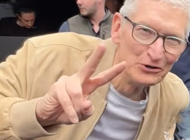 Tim Cook dashes over to China for the latest Apple anniversary concert