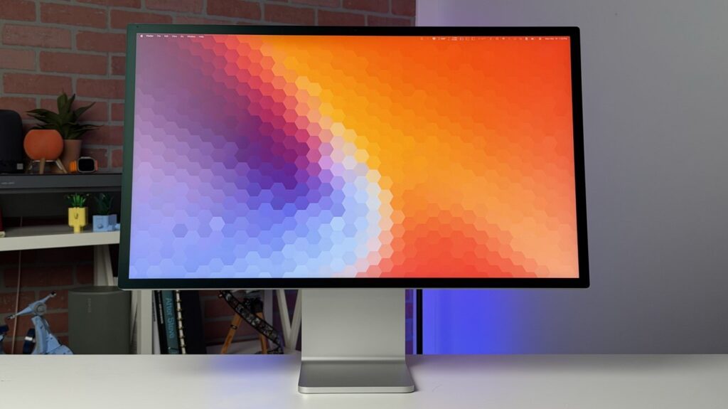 Studio Display XDR without tilt-adjustable stand now costs less